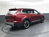 Thumbnail of 2023 Red Kia Telluride