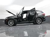 Thumbnail of 2019 Black Sapphire Metallic BMW X5