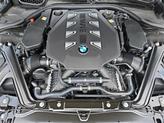 Thumbnail of 2025 Brooklyn Gray Metallic BMW 760