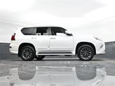 Thumbnail of 2019 Starfire Pearl Lexus GX 460