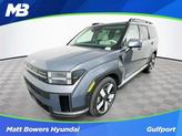 Photo of 2025 Gray Hyundai SANTA FE HEV