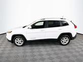 Thumbnail of 2016 Bright White Clearcoat Jeep Cherokee