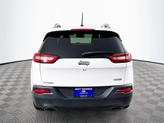 Thumbnail of 2016 Bright White Clearcoat Jeep Cherokee