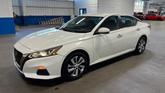 Thumbnail of 2020 White Nissan Altima