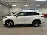 Thumbnail of 2023 Wind Chill Pearl Toyota Highlander