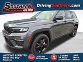 Photo of 2023 Metallic Jeep Grand Cherokee
