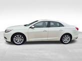 Thumbnail of 2013 White Diamond Clearcoat Chevrolet Malibu