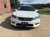 Thumbnail of 2015 White Orchid Pearl Honda Accord
