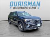 Photo of 2026 deep black pearl Volkswagen Atlas