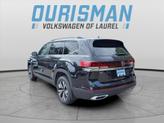 Thumbnail of 2026 deep black pearl Volkswagen Atlas