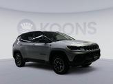 Thumbnail of 2024 Silver Zynith Metallic Clearcoat Jeep Compass