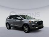 Thumbnail of 2022 Iconic Silver Metallic Ford Edge