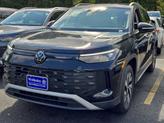 Thumbnail of 2025 Deep Black Pearl Effect Volkswagen Tiguan