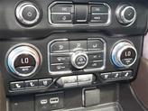 Thumbnail of 2021 Summit White GMC Yukon XL