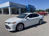 Photo of 2020 Super White Toyota Camry Hybrid