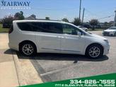 Thumbnail of 2020 Bright White Clearcoat Chrysler Pacifica