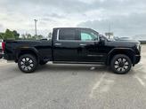 Thumbnail of 2025 Onyx Black GMC Sierra 2500