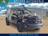 Photo of 2017 Brilliant Black Crystal Pearlcoat RAM 1500