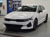 Thumbnail of 2022 Glacial White Pearl Kia K5