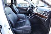 Thumbnail of 2014 Blizzard Pearl Toyota Highlander
