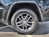 Thumbnail of 2018 Diamond Black Jeep Grand Cherokee