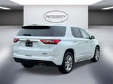Thumbnail of 2020 Iridescent Pearl Tricoat Chevrolet Traverse