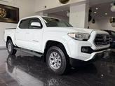 Photo of 2018 White Toyota Tacoma