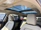 Thumbnail of 2025 Pristine White Metallic Tri-Coat Lincoln Corsair