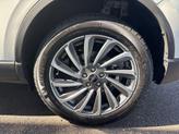 Thumbnail of 2025 Pristine White Metallic Tri-Coat Lincoln Corsair