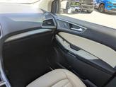 Thumbnail of 2022 Star White Metallic Tri-Coat Ford Edge