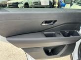 Thumbnail of 2025 Everest White P Nissan Pathfinder