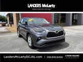 Photo of 2024 Moon Dust Toyota Highlander