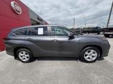 Thumbnail of 2024 Moon Dust Toyota Highlander