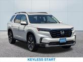 Thumbnail of 2025 Platinum White Pearl Honda Pilot