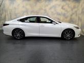 Thumbnail of 2024 Eminent White Pearl Lexus ES 350