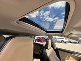 Thumbnail of 2018 Blizzard Pearl Toyota RAV4 Hybrid