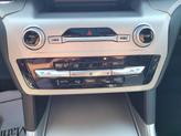 Thumbnail of 2022 Blue Ford Explorer