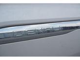 Thumbnail of 2017 White Frost Tricoat GMC Acadia