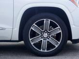 Thumbnail of 2017 White Frost Tricoat GMC Acadia