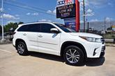 Thumbnail of 2017 WHITE Toyota Highlander