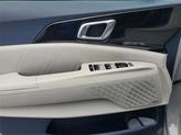 Thumbnail of 2025 Ceramic Silver Kia Carnival