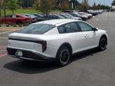 Thumbnail of 2025 Snow White Pearl Kia K4