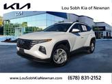 Photo of 2024 White Pearl Hyundai TUCSON