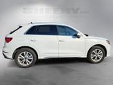 Thumbnail of 2022 Glacier White Metallic Audi Q3