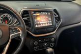 Thumbnail of 2017 Bright White Clearcoat Jeep Cherokee