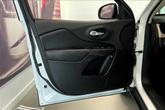 Thumbnail of 2017 Bright White Clearcoat Jeep Cherokee