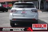 Thumbnail of 2025 Silver Zynith Metallic Clearcoat Jeep Compass