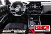 Thumbnail of 2024 Pearl White Tricoat/Super Black Nissan Pathfinder