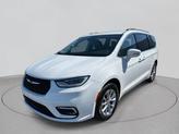 Thumbnail of 2022 Bright White Clearcoat Chrysler Pacifica