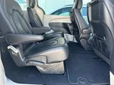 Thumbnail of 2022 Bright White Clearcoat Chrysler Pacifica